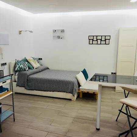 Apartamento Loft Sirenita. Muy Centrico Con Patio Privado *